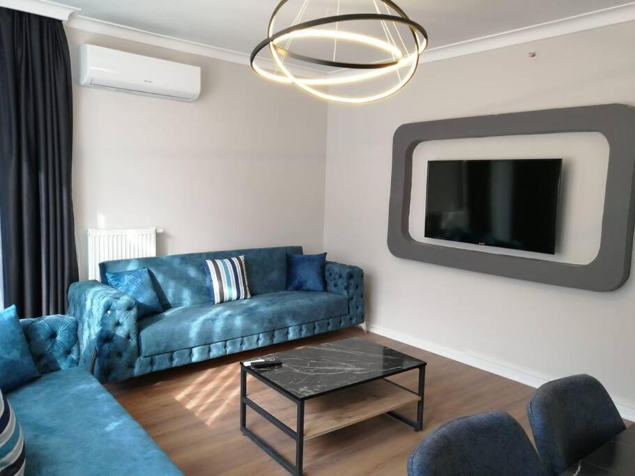 Sisli Apartment, 2 Bedrooms, 250 M Metro, New Modern Residence 伊斯坦布尔 外观 照片