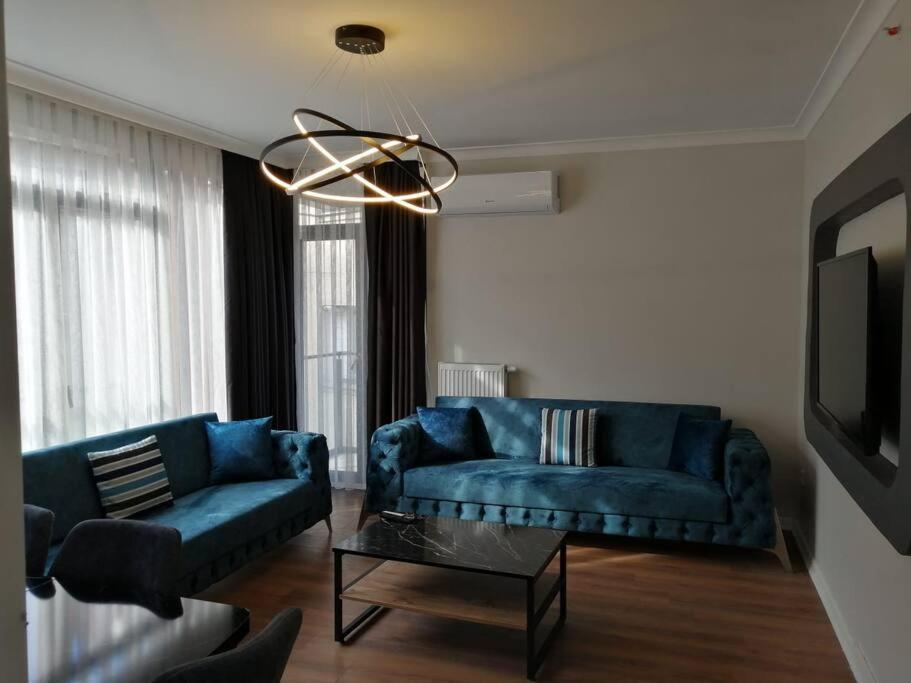 Sisli Apartment, 2 Bedrooms, 250 M Metro, New Modern Residence 伊斯坦布尔 外观 照片