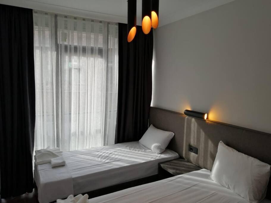 Sisli Apartment, 2 Bedrooms, 250 M Metro, New Modern Residence 伊斯坦布尔 外观 照片